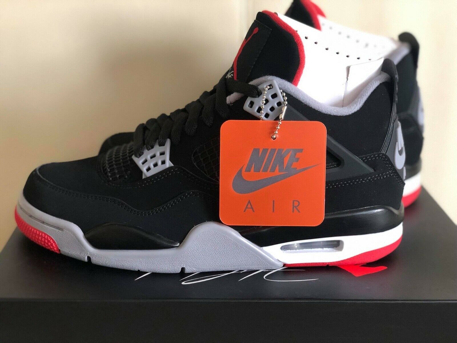 Air Jordan 4 Retro Bred - Boutique ZeroUm | Conceito Hype de A-Z