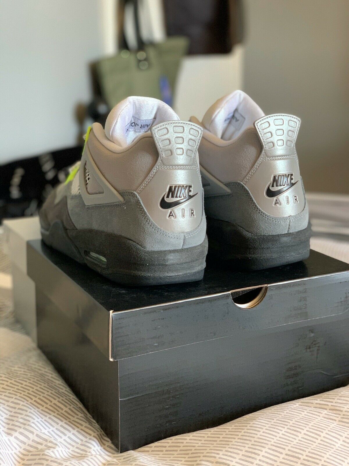 Air Jordan 4 Retro SE 'Neon 95' - Boutique ZeroUm | Conceito Hype