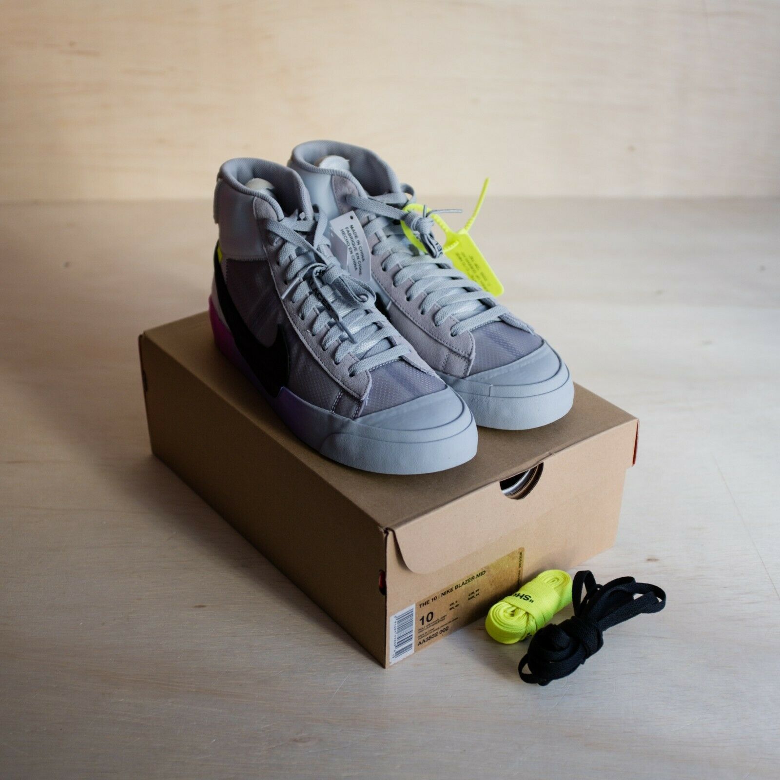 Off-White x Nike Blazer Mid White - Droper