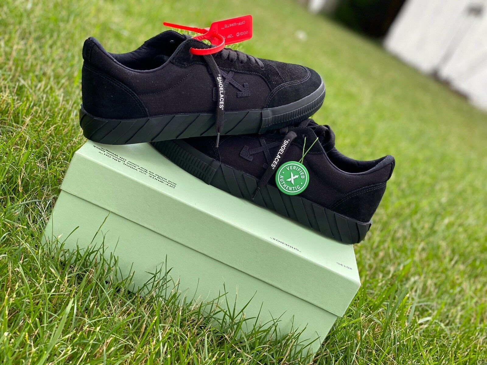 OFF-WHITE Vulc Low Black SS20 - Boutique ZeroUm | Conceito Hype de A-Z