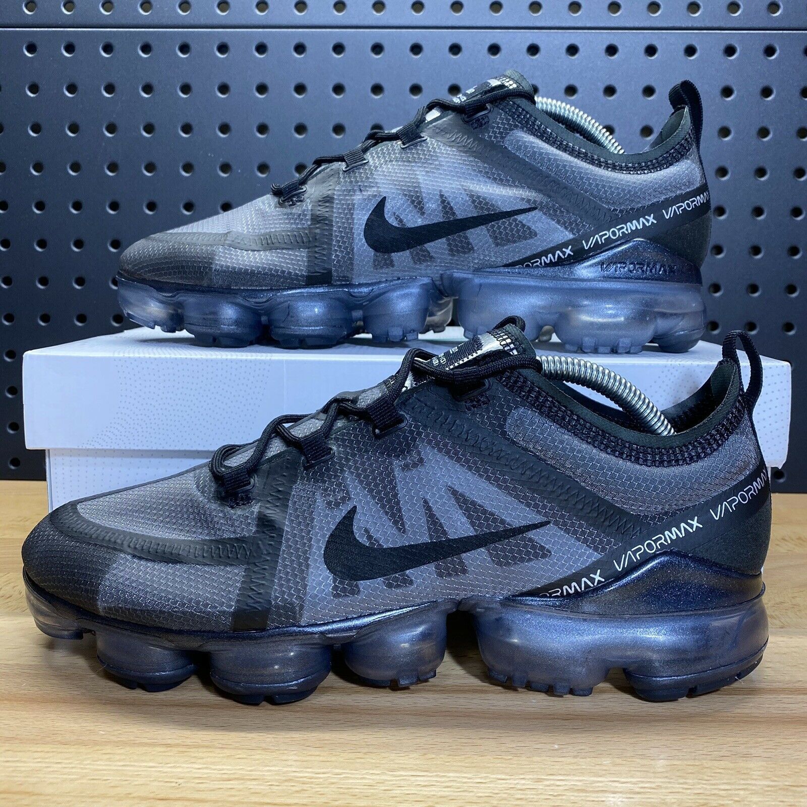 Nike Air VaporMax 2019 Triple Black (W) - Boutique ZeroUm Nike Air VaporMax 2019 Triple Black (W) - Boutique ZeroUm