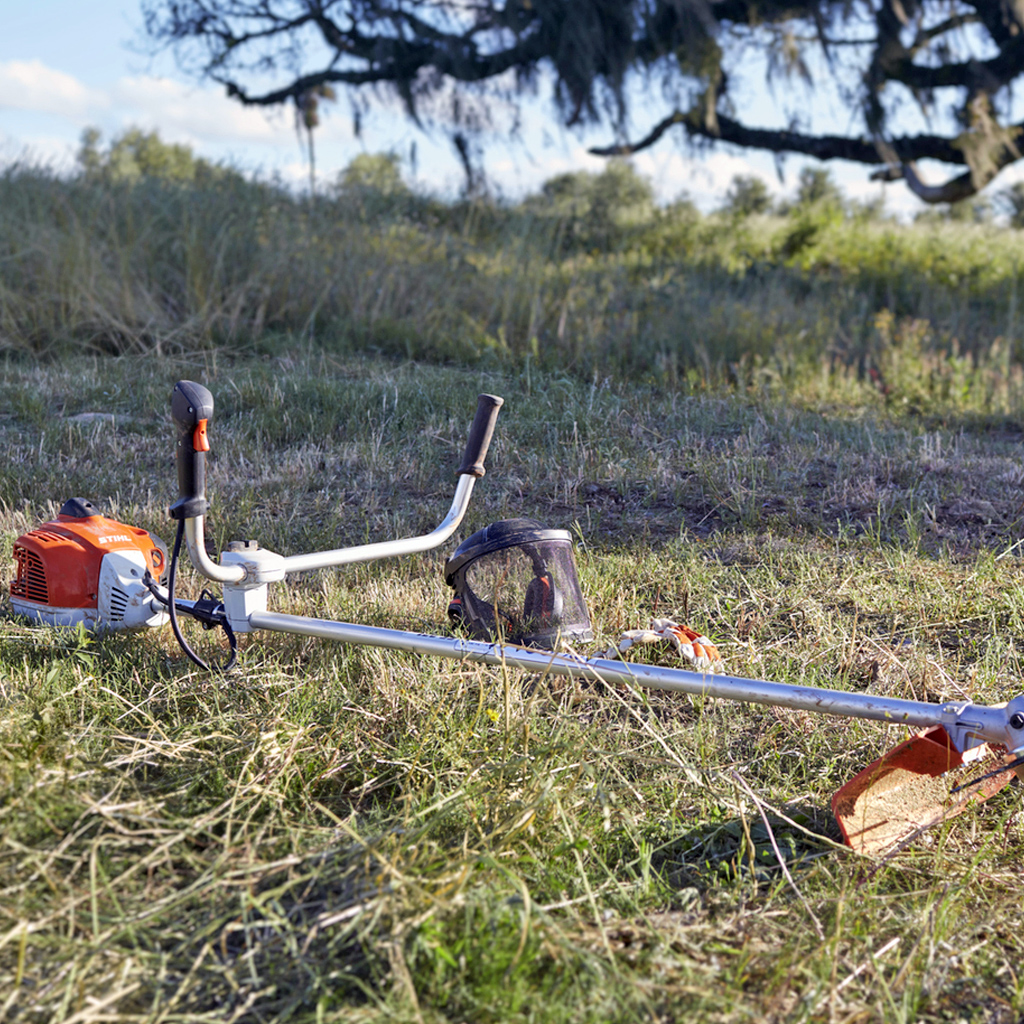 Roçadeira Profissional Stihl FS 221 - ORIGINAL - KIMOTOR - Autorizada ...