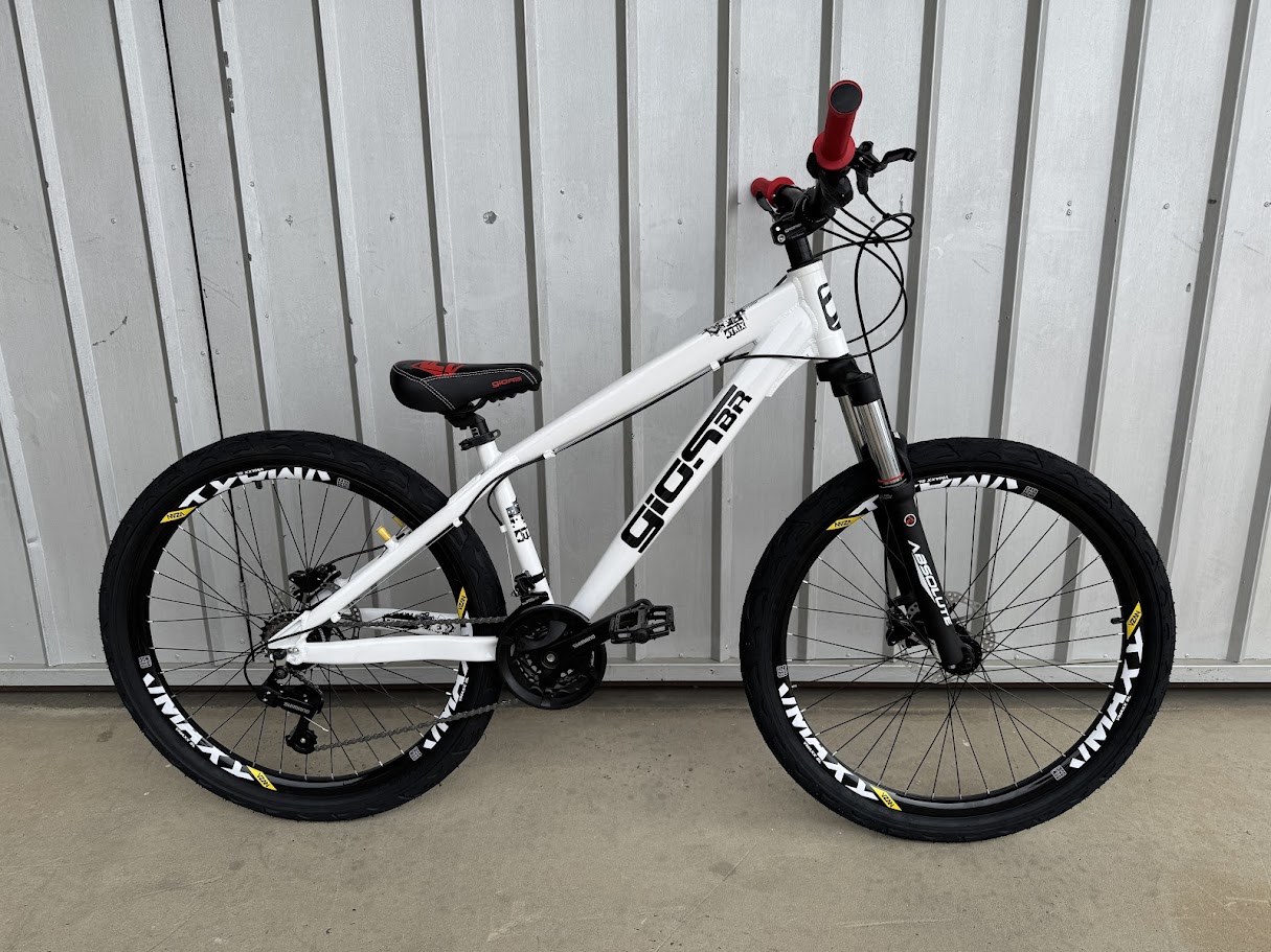 Bicicleta Aro 26 GIOSBR 21 velocidades Shimano Freio a Di Tertau Bike Bicicletas Pecas e Acessorios em Blumenau