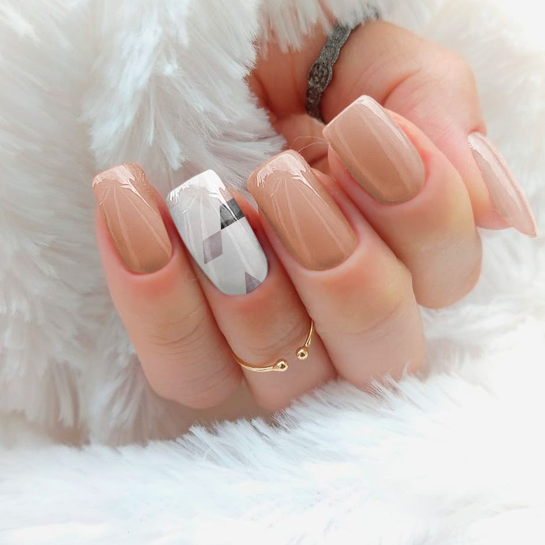 Passo a passo: nail art com caveira!