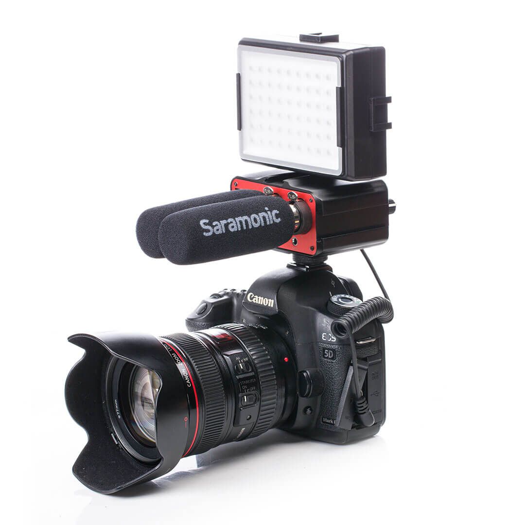Saramonic ( サラモニック ) / SR-PAX1 カメラ用オーディオ Interface de audio 2 canais para cameras DSLR - Saramonic - A Sua