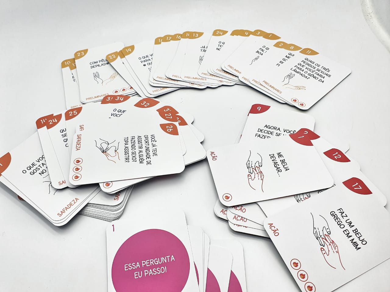 Jogo de cartas sexual - casais