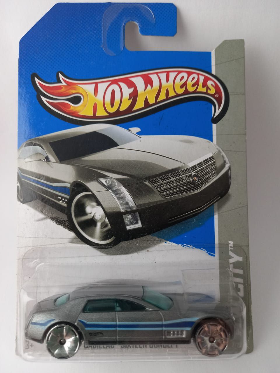 Miniatura Hot Wheels - Cadillac Sixteen Concept - HW City - Minisclub