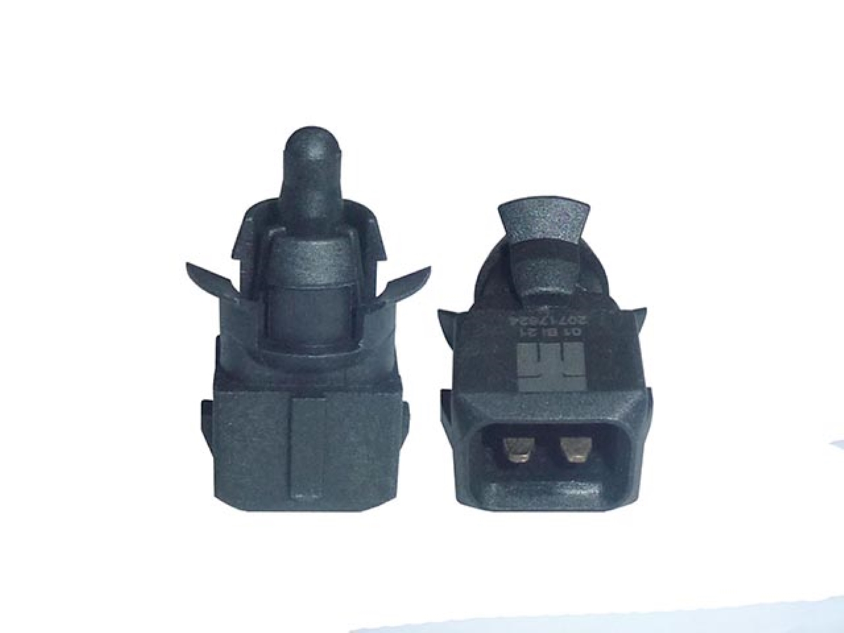 thumbnail image 2 of Volvo FH12 / FM12 Drivers Cab Locking Sensor – 2 Pins, MER-LOCK-001 2 of 4