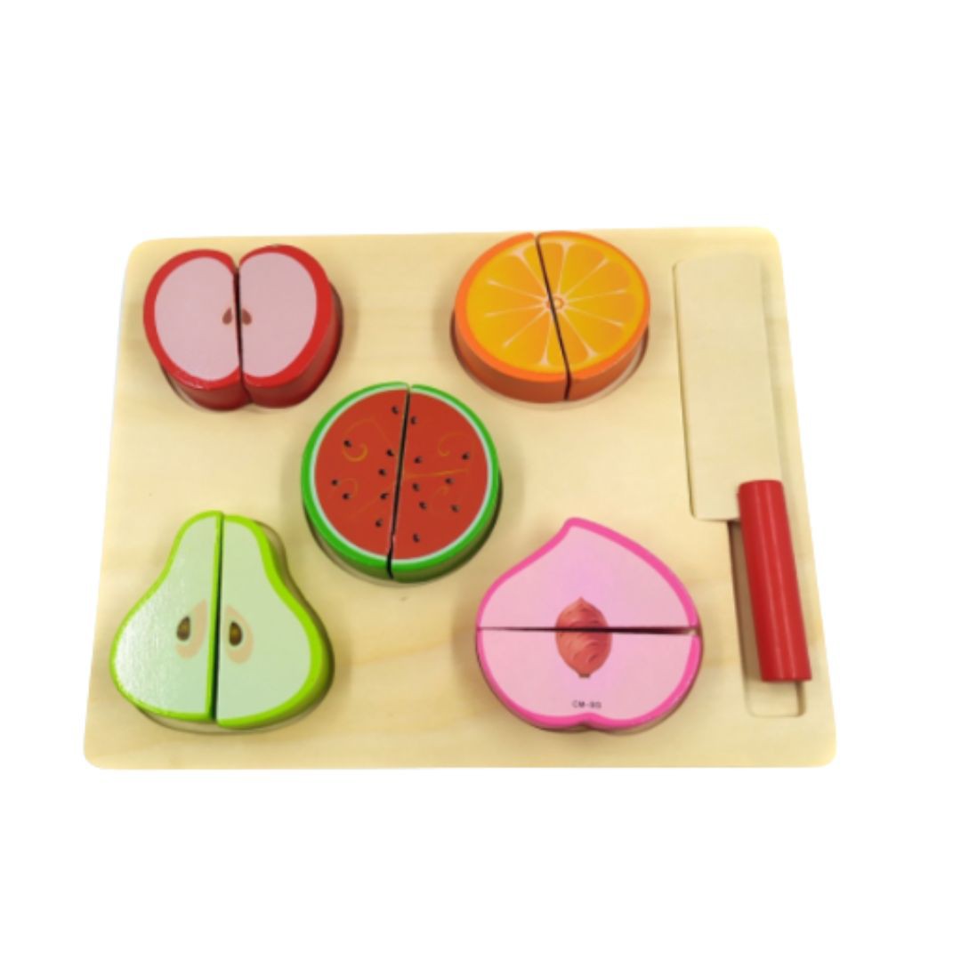 Jogo de quebra-cabeça para crianças. maçã de frutas. prática de corte.