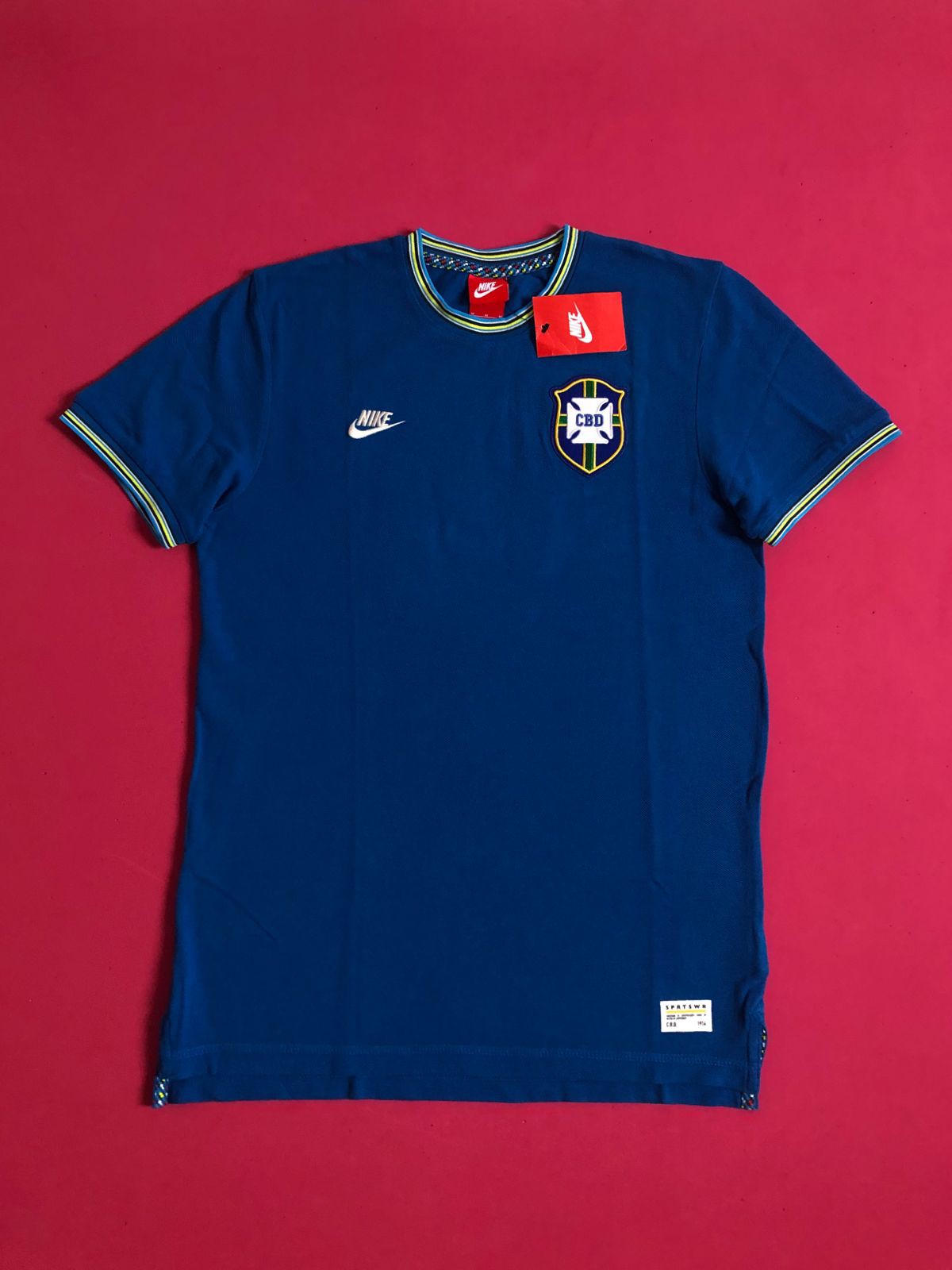 Camiseta Nike Sporstwear Seleção Brasileira Retrô 2013 Masculina - GNB Store