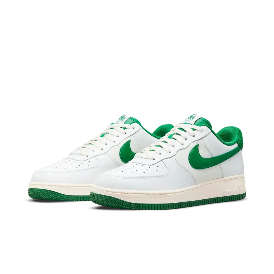 Tênis Nike Air Force 1 Low '07 White Pine Green - DO5220-131