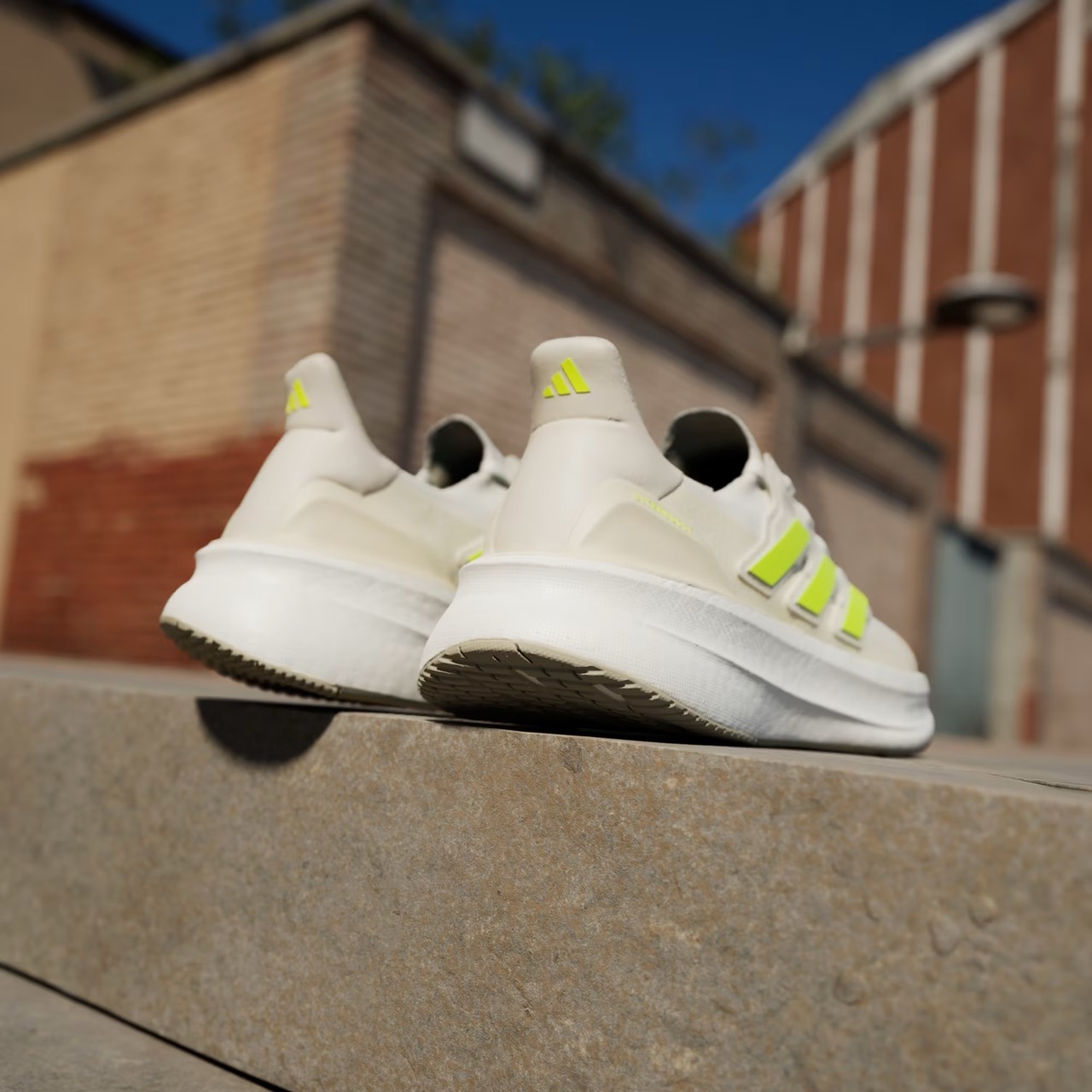 Tênis Adidas Ultraboost 5 Cloud White Lucid Lemon Off White