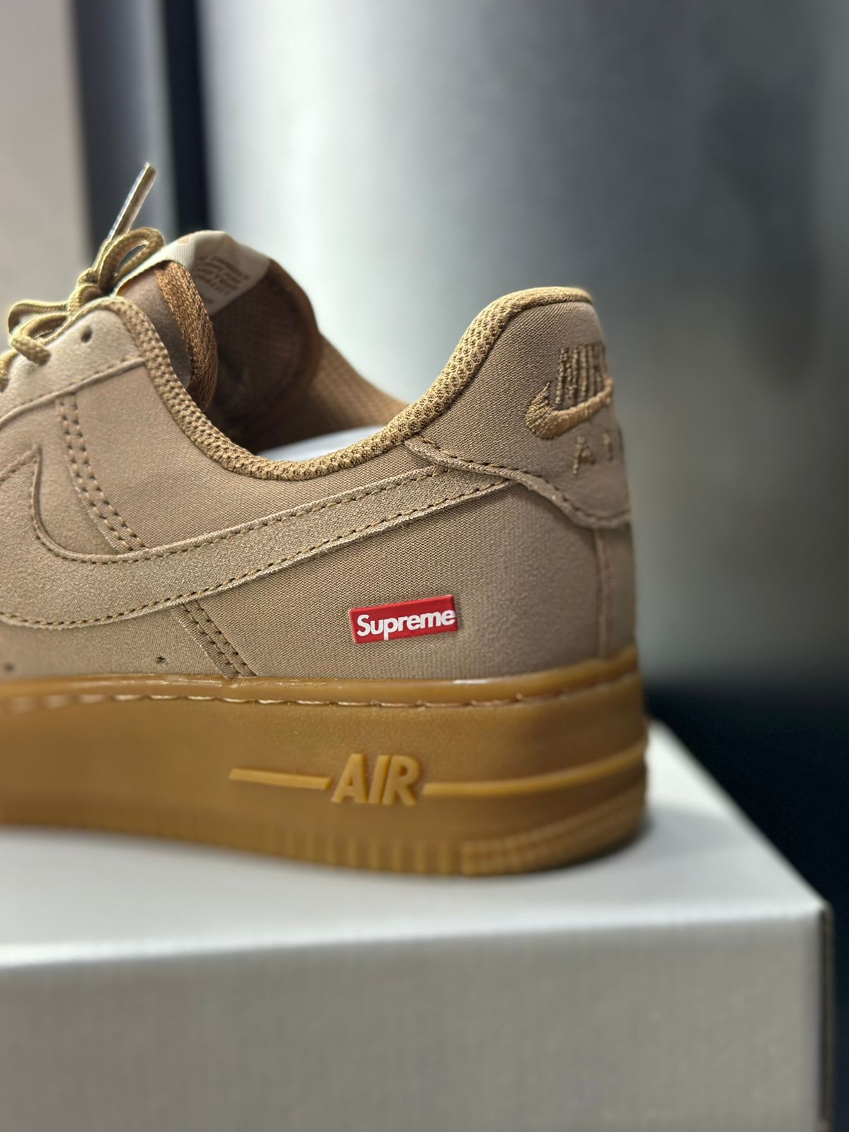 Tênis Nike Air Force x Supreme Caramelo - WC SHOES