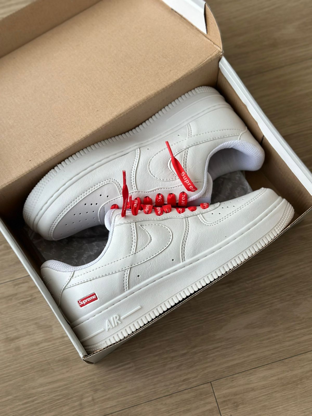 Tênis Nike Air Force x Supreme Branco - WC SHOES