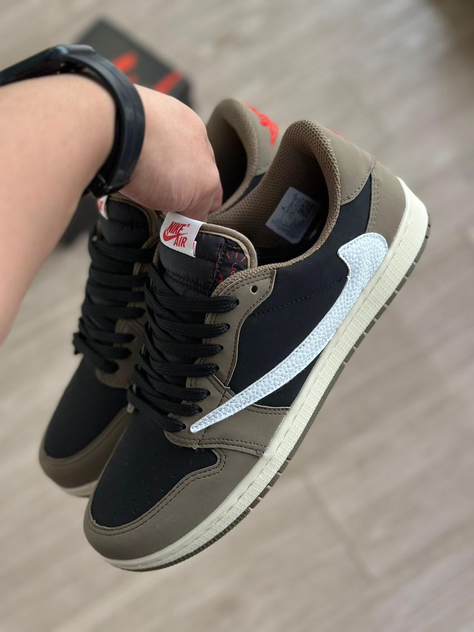 AIR JORDAN 1 TRAVIS SCOTT BEGE/PTO - WC SHOES