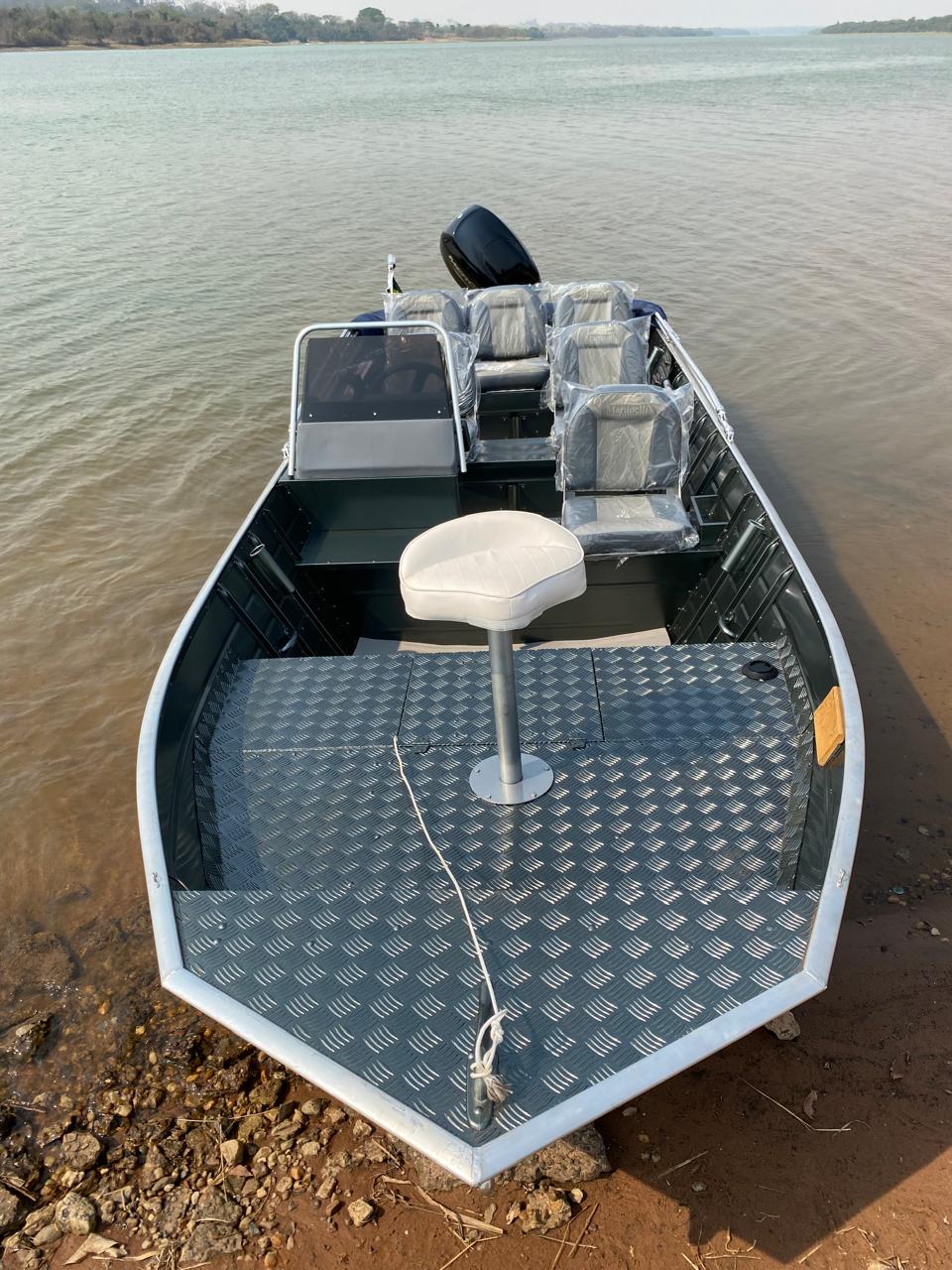 Barco Tornado 550 X BASS c/ Mercury 50 HP 2T ELPTO + carreta rodoviári
