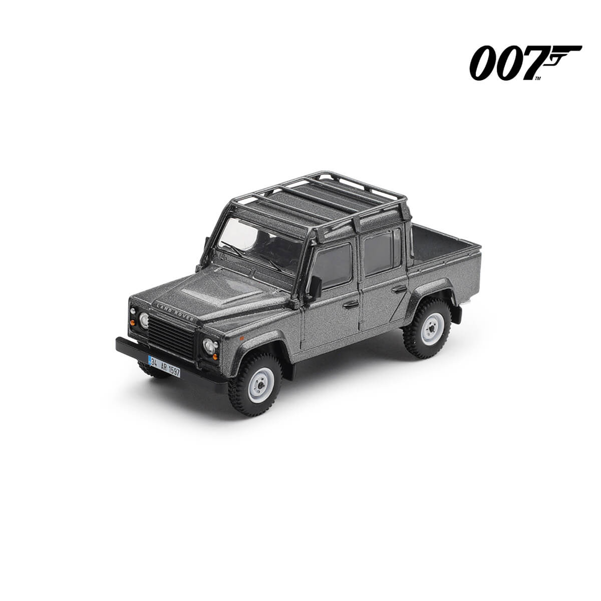Mini GT #918 Land Rover Defender 110 Crew Cab 007 Skyfall English
