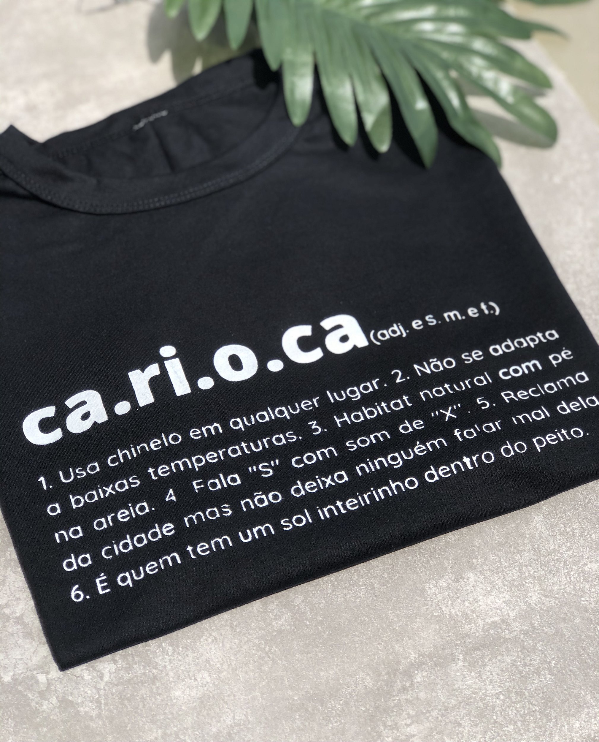 CAMISETA MASCULINA DEU TILT GÍRIAS CARIOCA