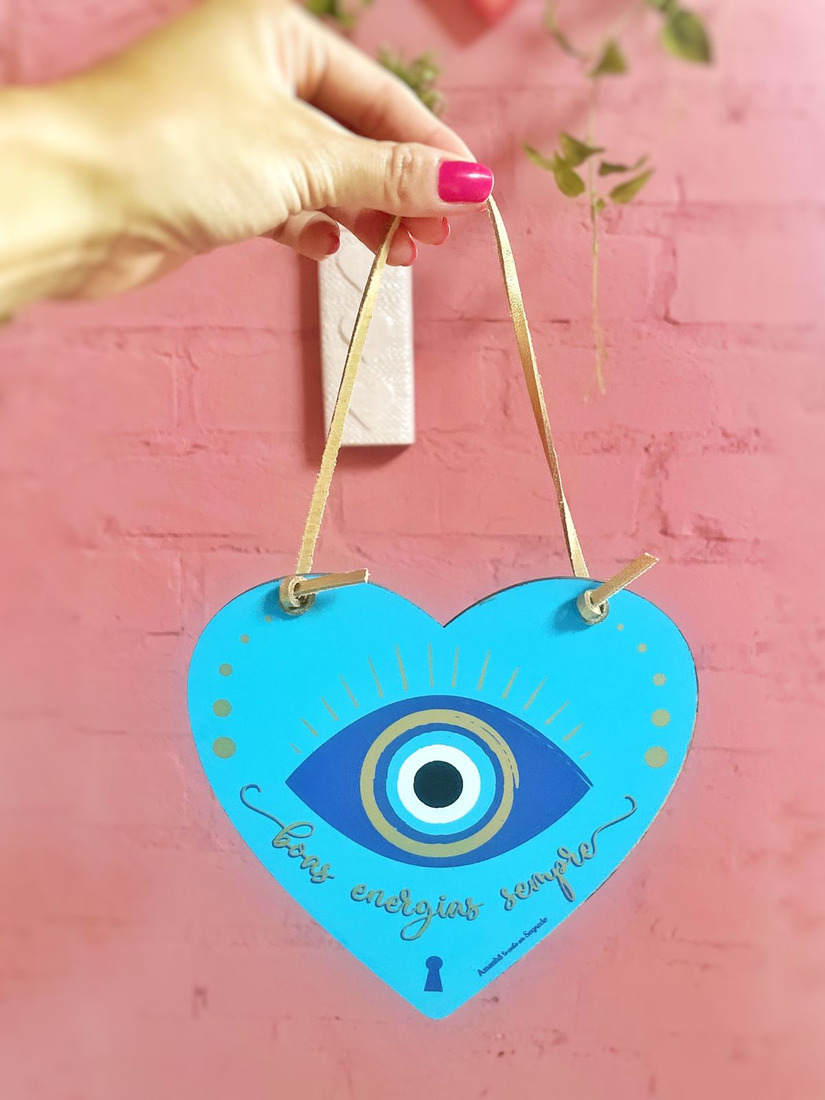Placa Decorativa Olho Grego, formato coração - Decora Zen
