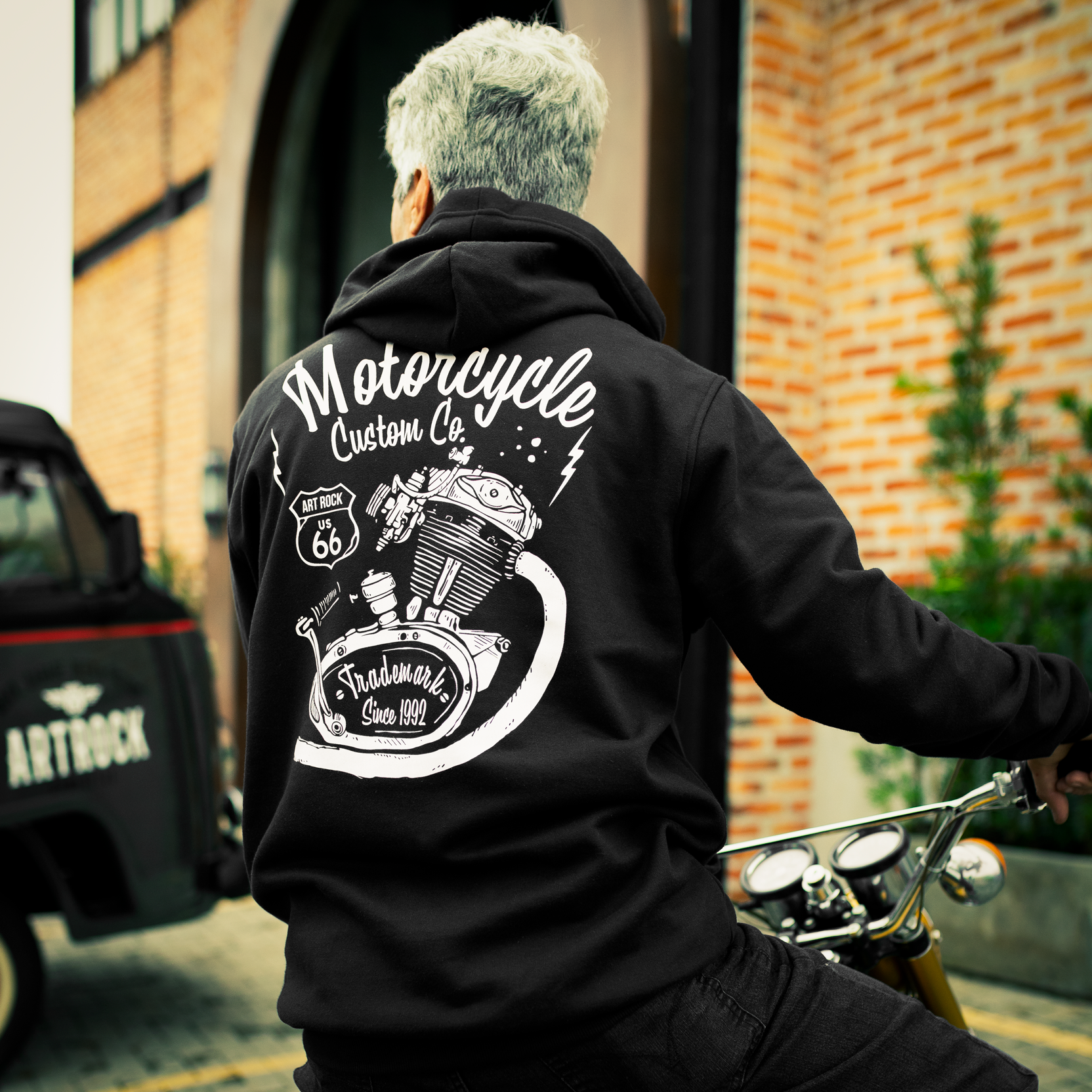 ミュージシャン Motoki's Birthday Hoodie Moletom Canguru Zíper Motorcycle Custom Co 66 Preto - Art Rock