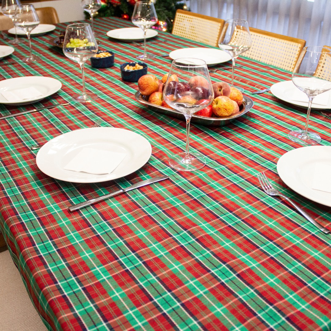 Toalha de Mesa de Natal Xadrez Verde e Vermelha - Pomar Decorações