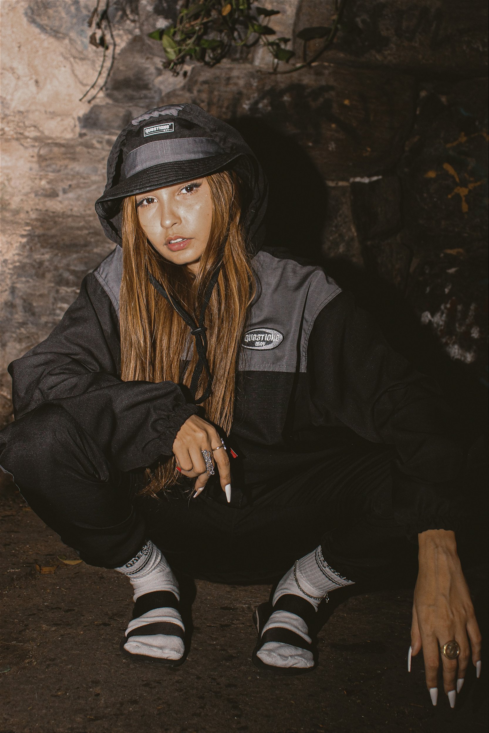 Corta vento codigo girl preto 2025