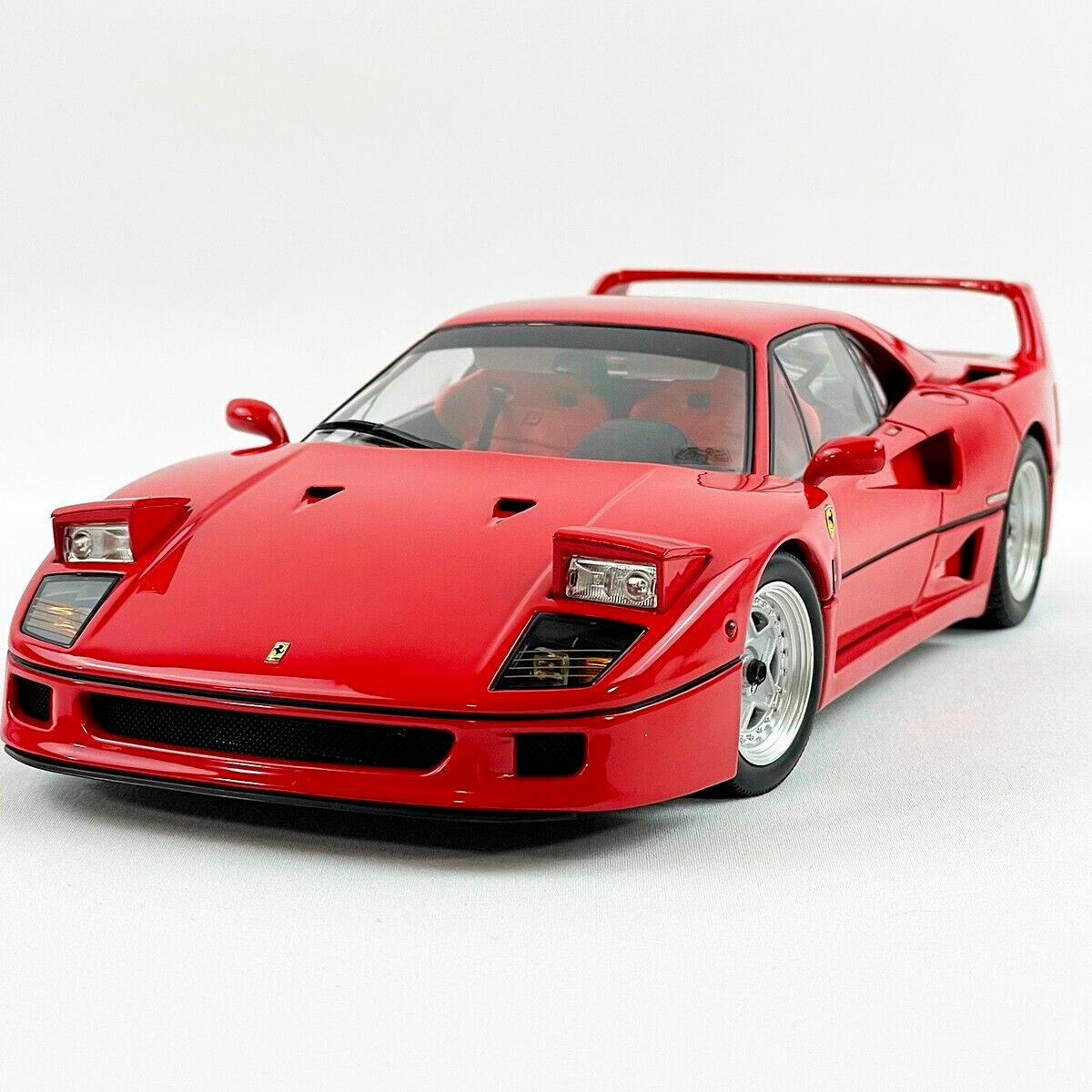 08416BK FERRARI F40 Black Kyosho 1/18 EUR 311,49 - FR