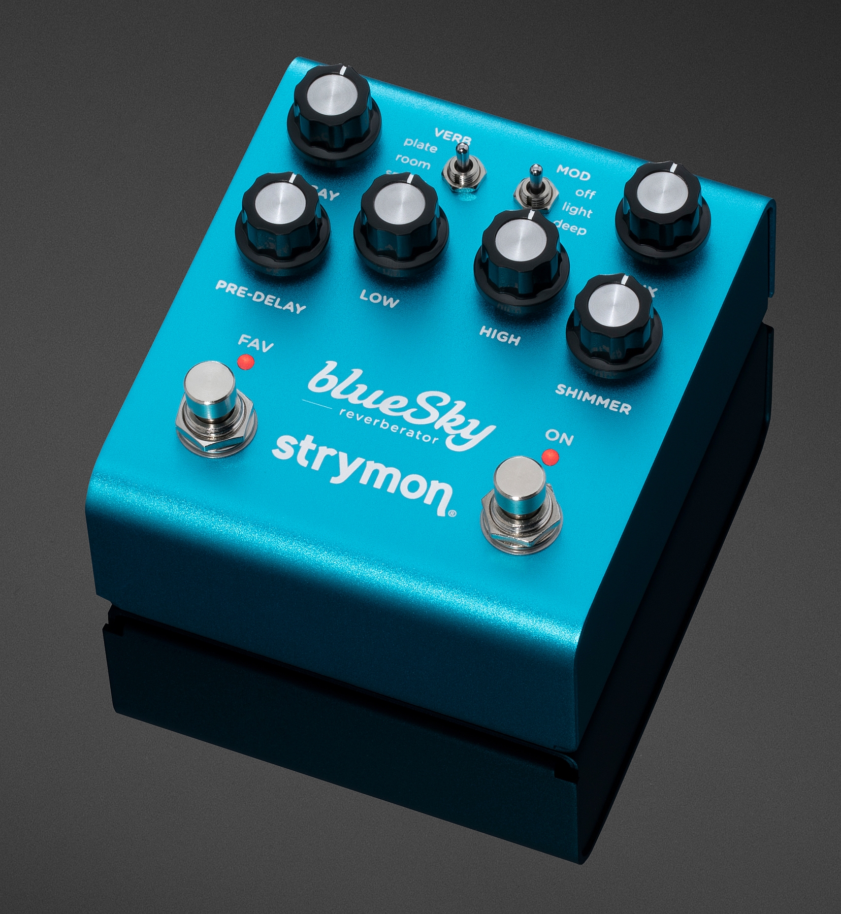Blue Reverb Symbol Pedal Strymon Bluesky Reverberator V2 - Reverb - Planet Music Express