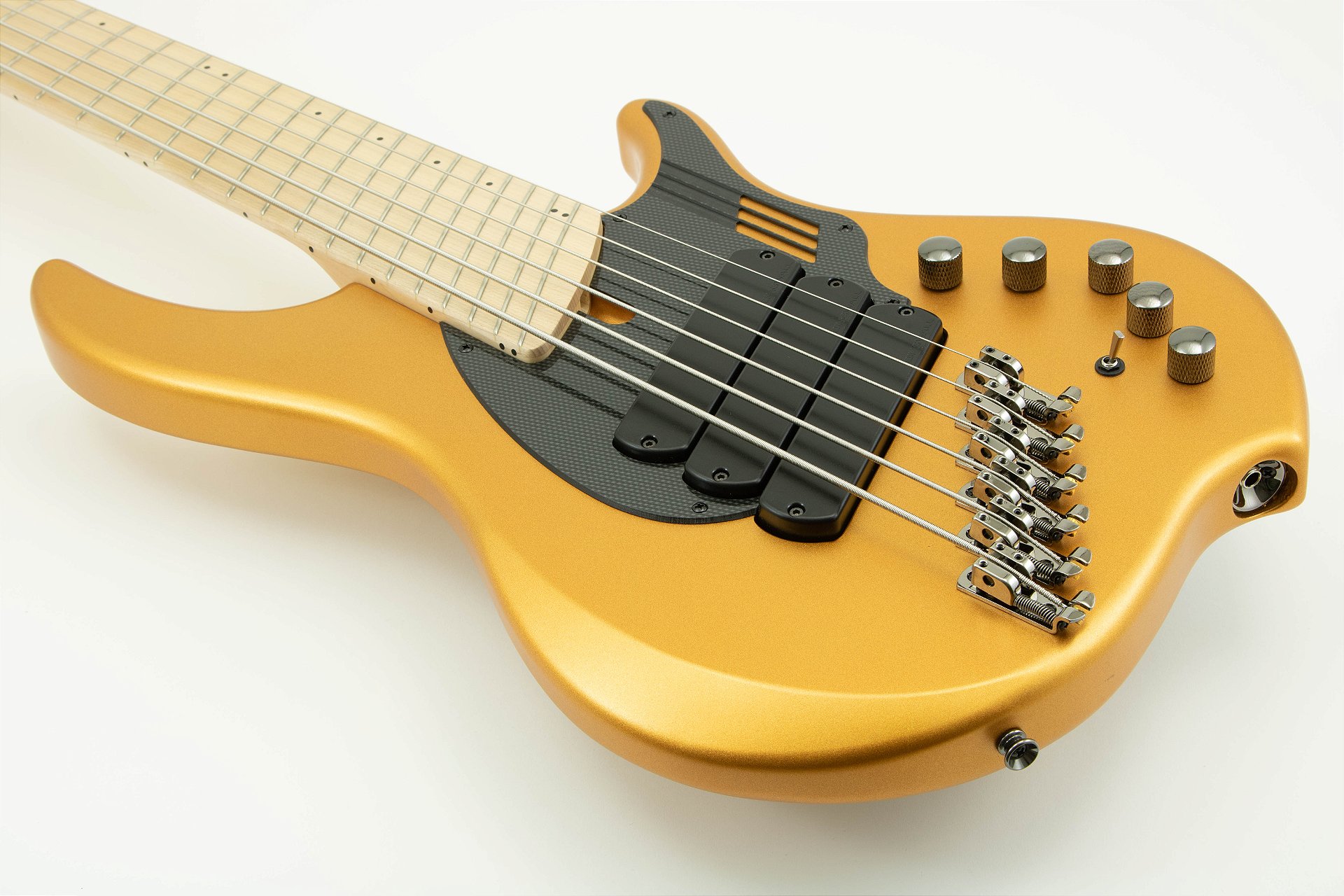 Contrabaixo Dingwall NG3 Adam “Nolly” Getgood Signature 6 Cordas – Gold ...