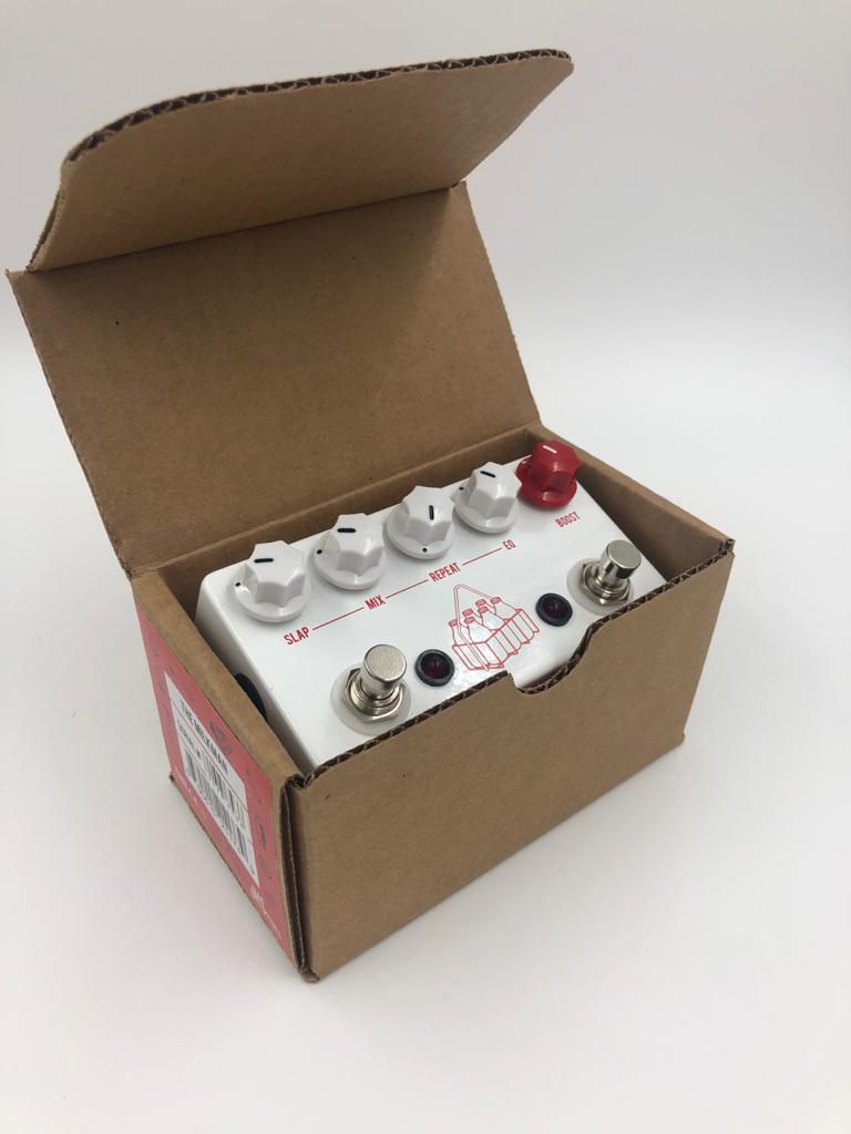 Pedal JHS Milkman Delay e Booster Para Guitarra Music Express