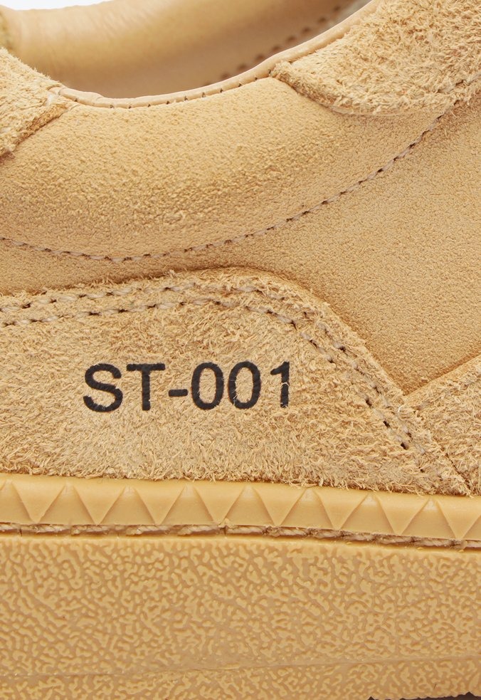 Tênis Couro Cadarço ST-001 Schutz Camel - Specchio | Loja de Moda