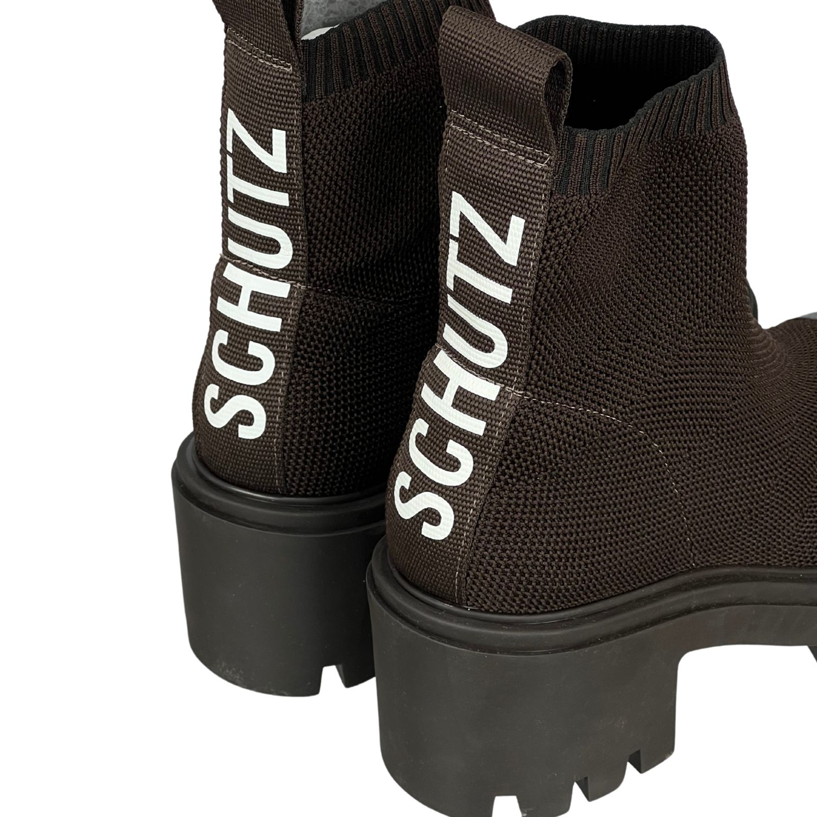 Bota Salto Médio Tratorada Knit SCZ FALL 24 Schutz Marrom