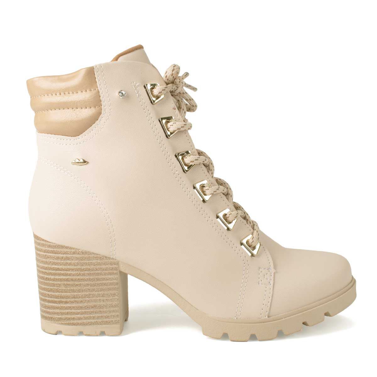 Bota Dakota Cano Curto Salto Bloco Feminino Cor Creme - Compre calçados na  Loja Wisni e parcele em até 10x sem juros! Aproveite.