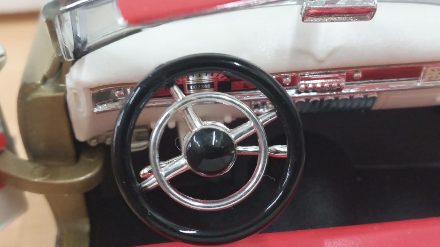 YAT MING Cadillac Coupe de Ville 1949 (White) 1/43 Scale Diecast