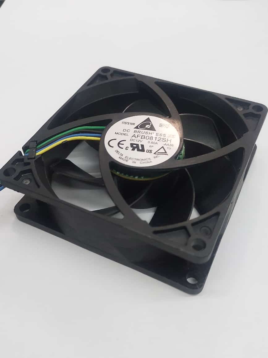 Ventilateur Delta 70x70mm 12V 0.56A - Occasion Fonctionnel, Propre, Idéal Pour Refroidissement électronique