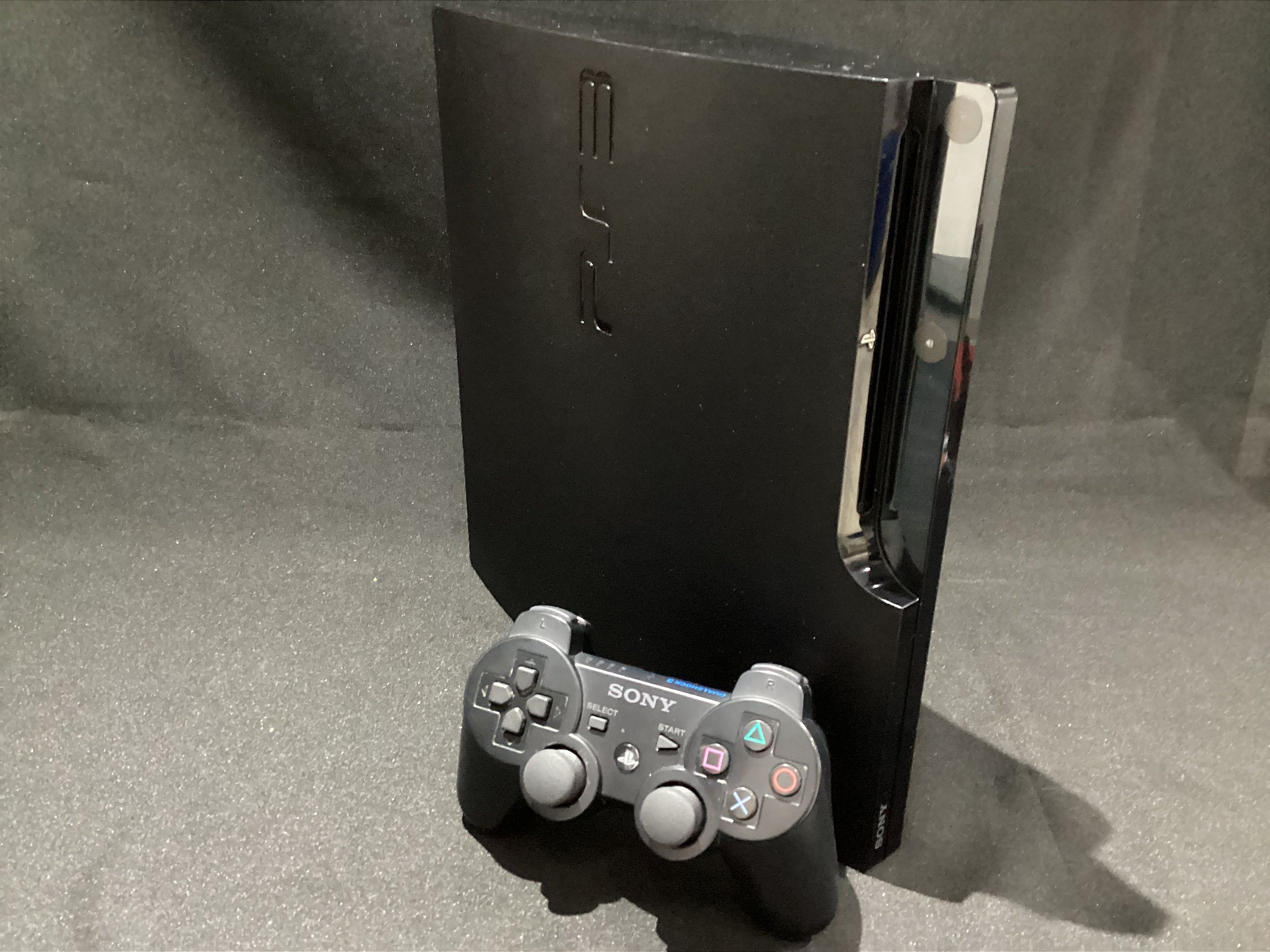 Console Sony PS3 Playstation 3 Slim 160GB com 1 Controle sem Fio e