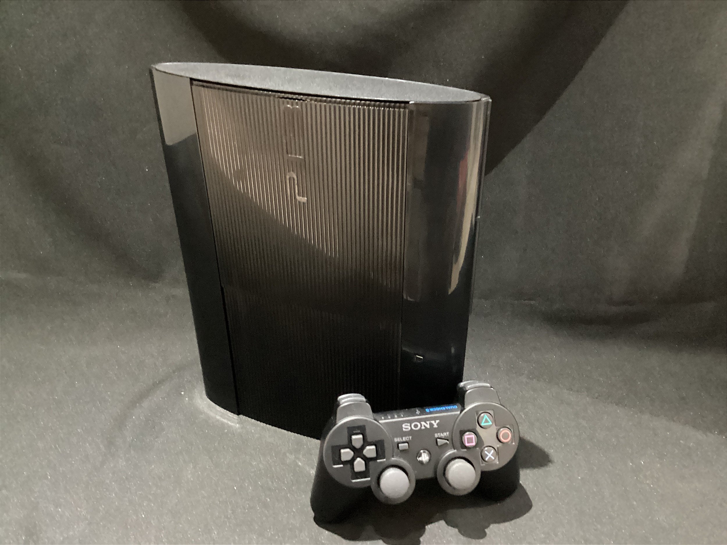 Console PS3 Playstation 3 Slim 160Gb - Sony - Gameteczone a melhor loja de  Games e Assistência Técnica do Brasil em SP