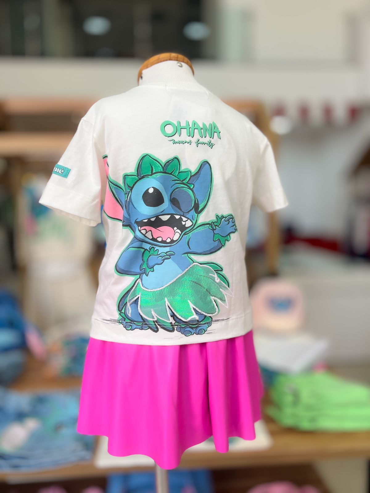 Blusa Infantil Lilo E Stitch Dançando Anime - bambolê - loja de