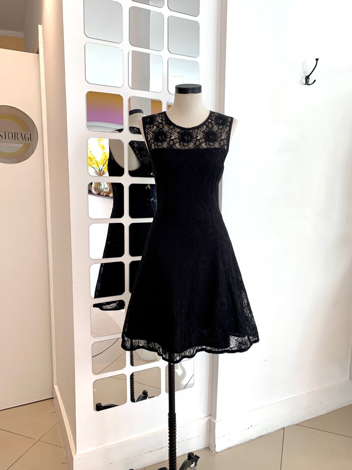 Banana republic sale black dress