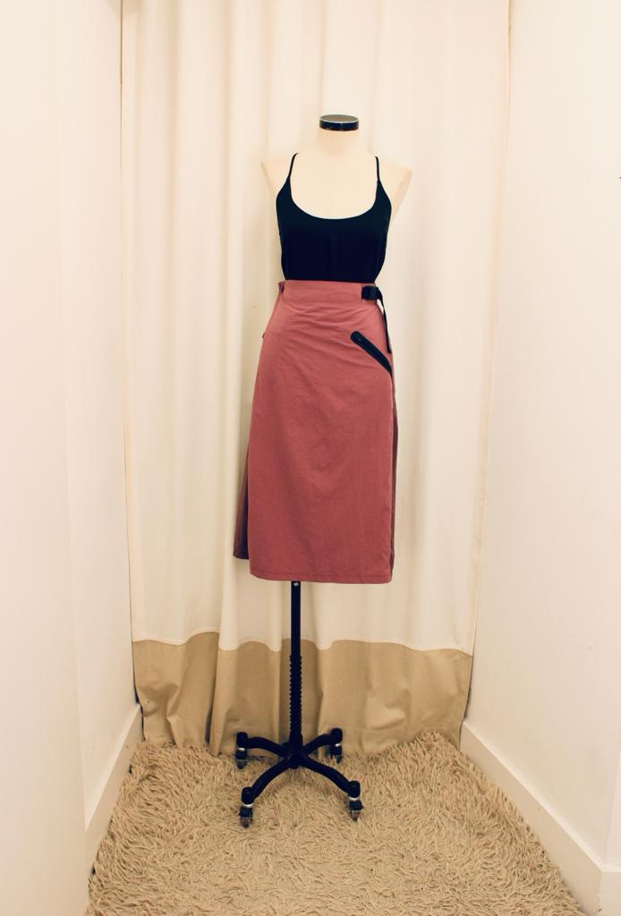 Saia nike hot sale midi