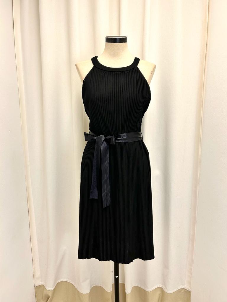 ZARA Vestido plissado preto s manga faixa cetim M Second Hand