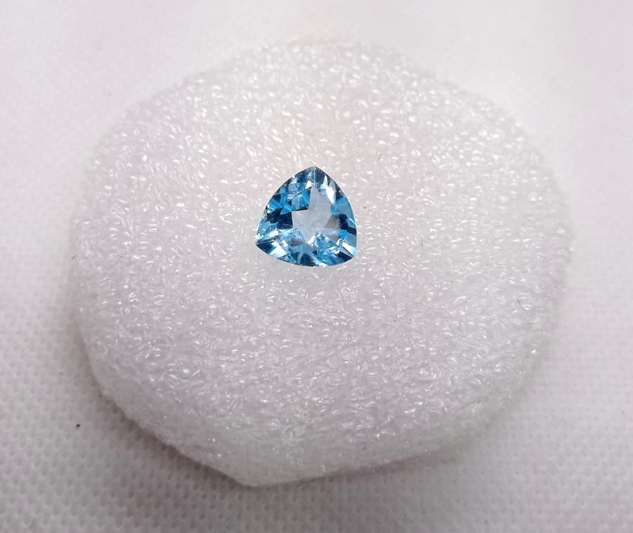 Topázio Azul Natural Triangular - Kenede Pedras - Venda de pedras ...