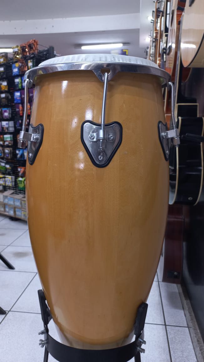 Conga Luen Bravo M 11 1/2 com Suporte Shop Music Loja Online de