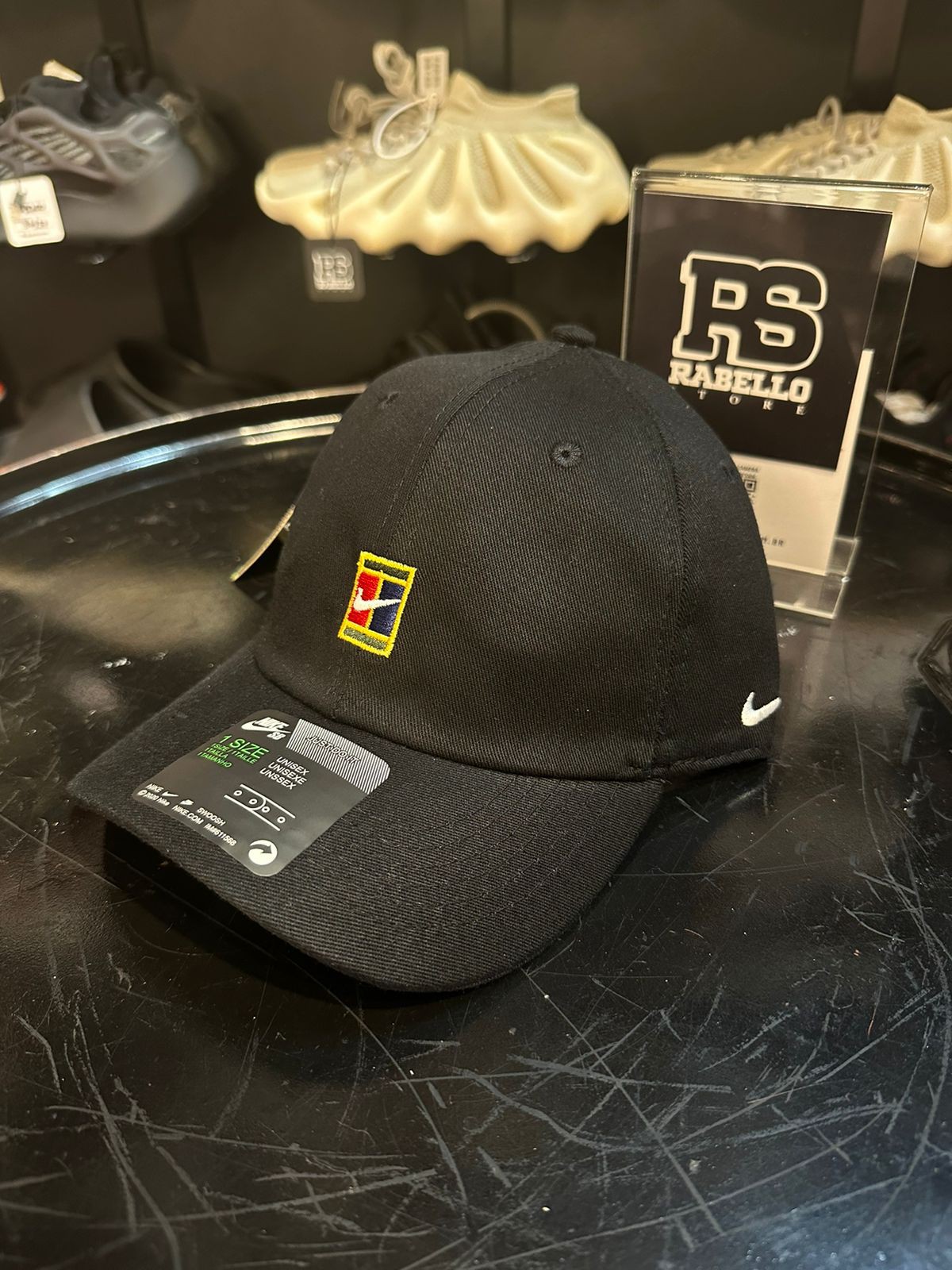 boné nike court heritage