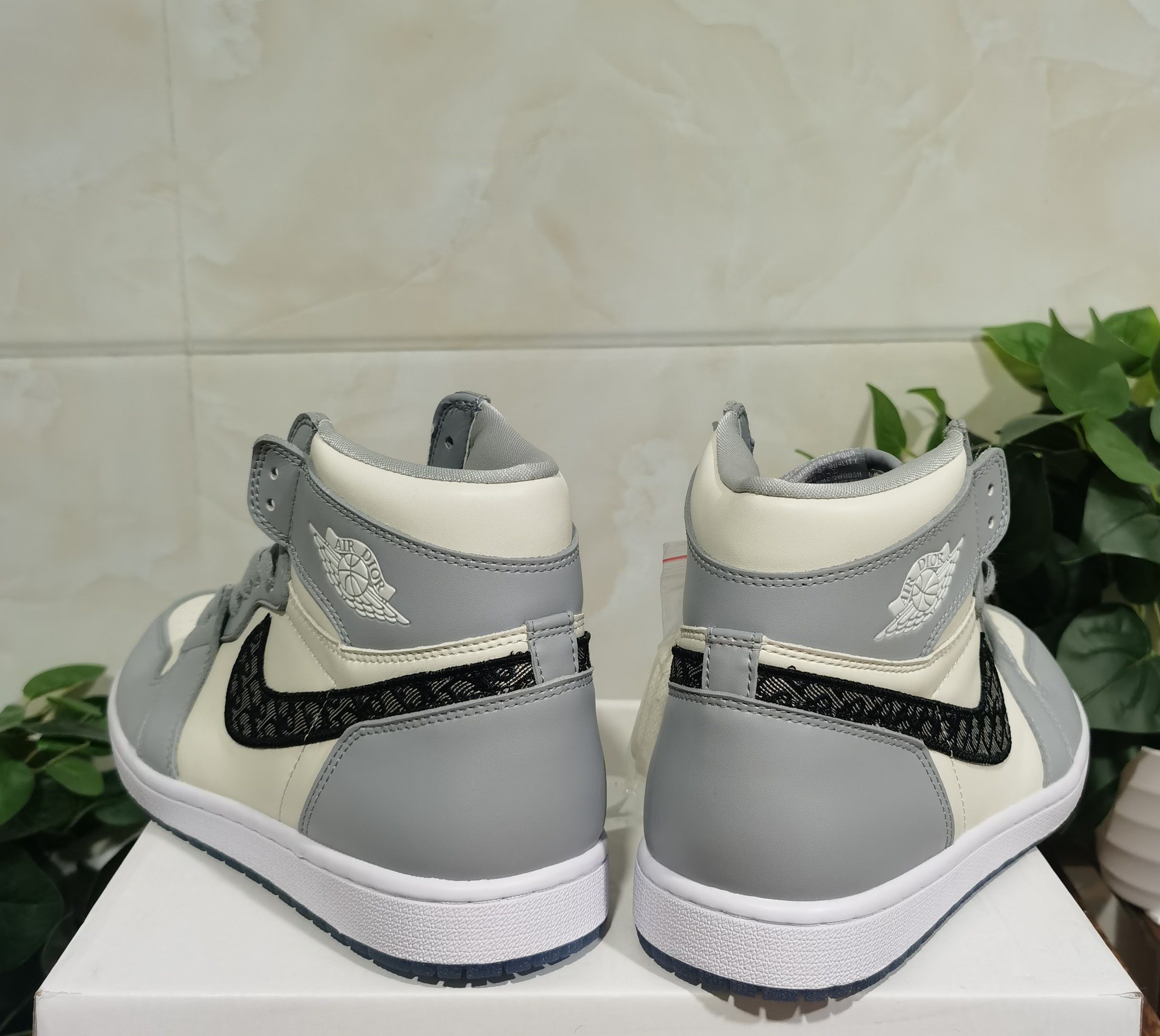 Tênis Nike Air Jordan 1 Retro High Dior PK - Pronta Entrega - Rabello Store  - Tênis, Vestuários, Lifestyle e muito mais