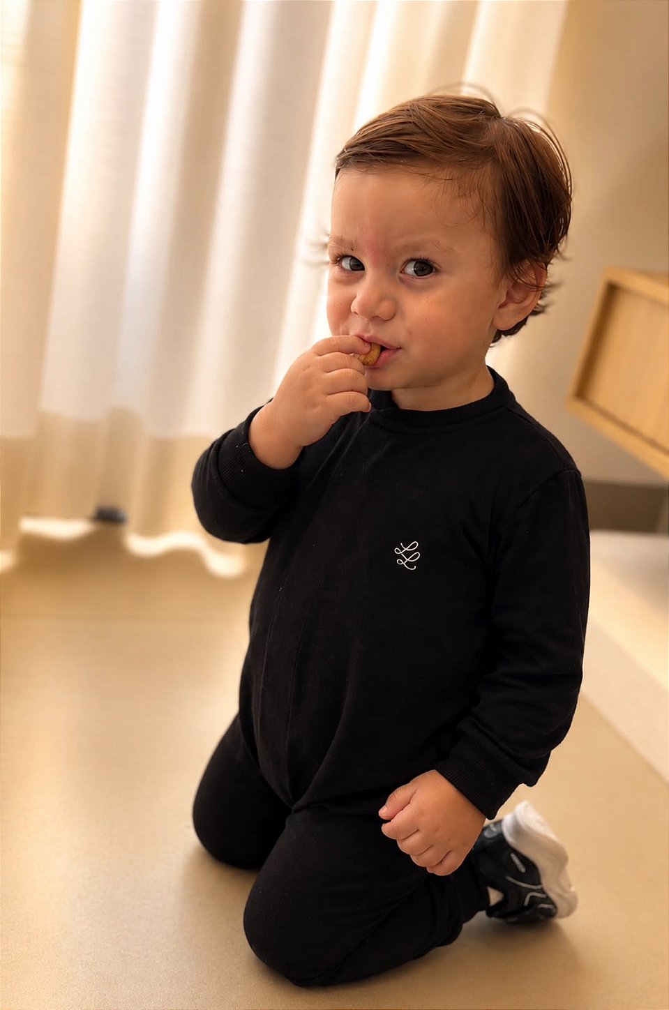 Macacão Magnético Essentiel Noir - Lille et Louis - Heyluli | Loja ...