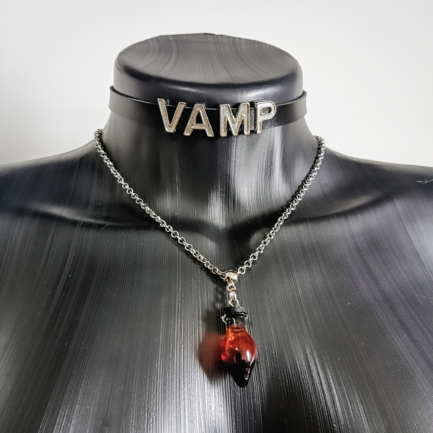 Conjunto de Choker e Colar Vampire - Loja Sanguinária