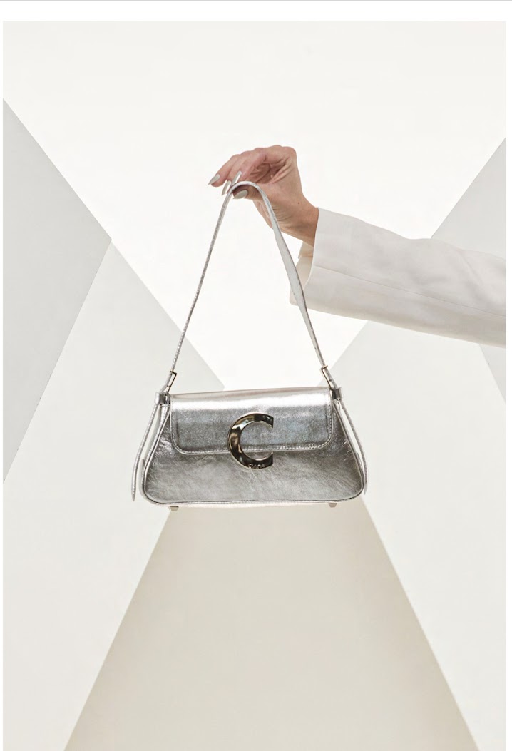 Bolsa Pequena Metalizada Prata Caos Moda - Essencial e Viva Bela