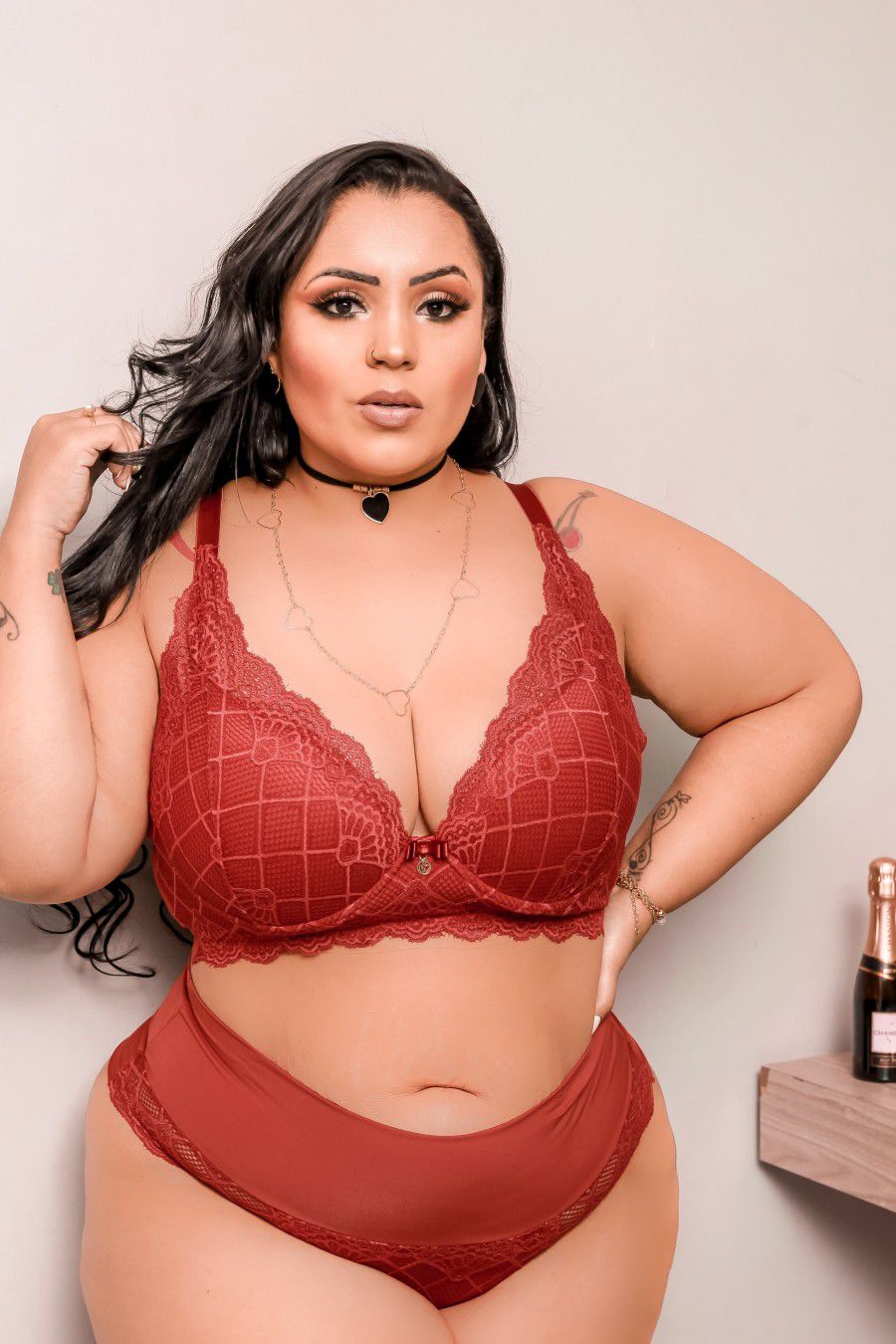 CONJUNTO DE LINGERIE PLUS SIZE COM ALÇA DE STRASS