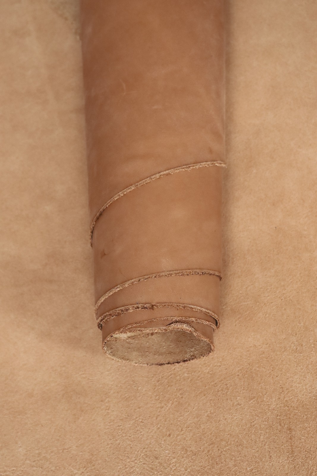 Couro Semicromo Rústico APC - Cor: Tan - 1.4/1.6 mm - MSul Couros